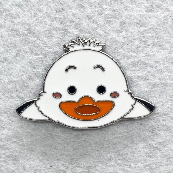 🔮 5/$25 Disney The Little Mermaid Scuttle Tsum Tsum Pin - Picture 1 of 2